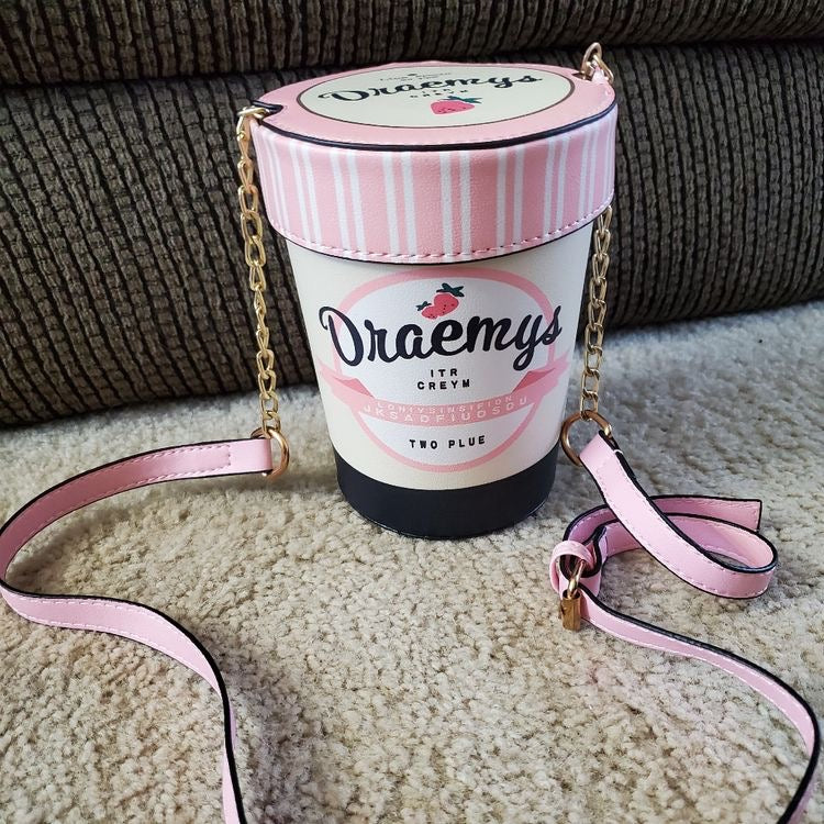 Strawterry ice cream bag